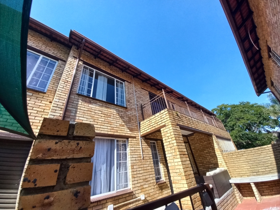 3 Bedroom Property for Sale in Safari Gardens North West